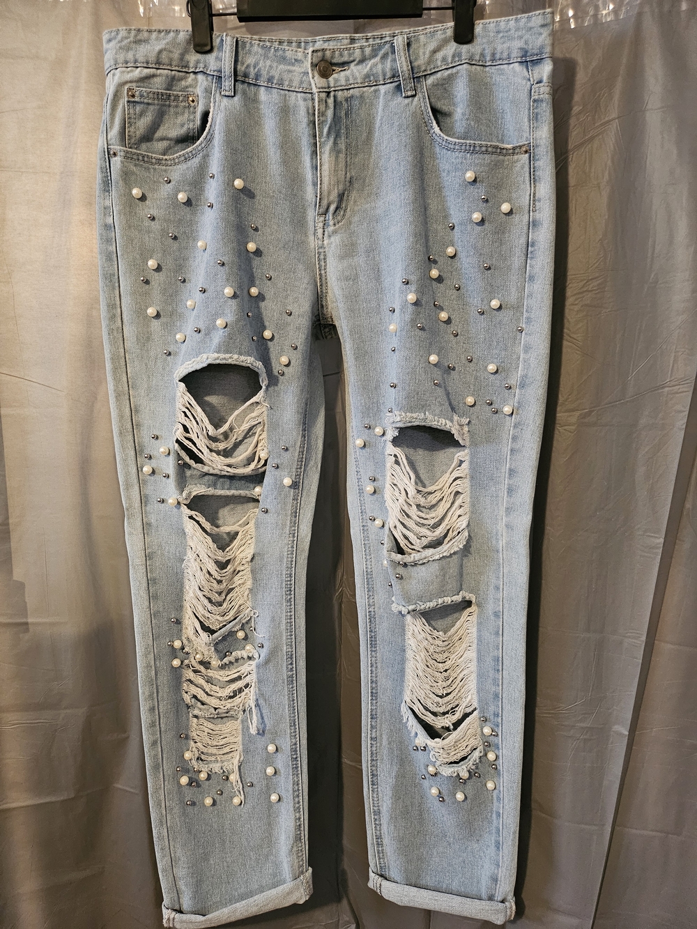 Glamorous Light Blue Distressed Pearl-Stud Boyfriend Jeans